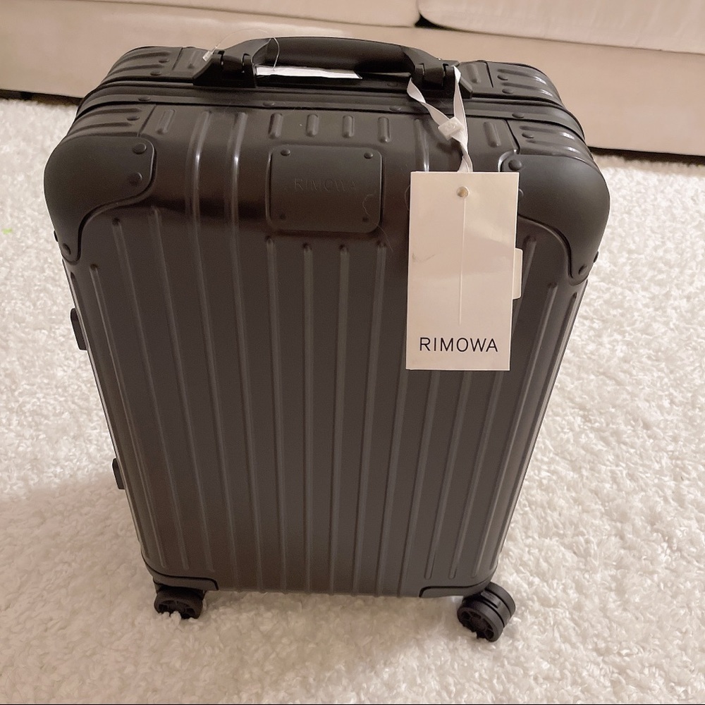 Rimowa original cabin carry on